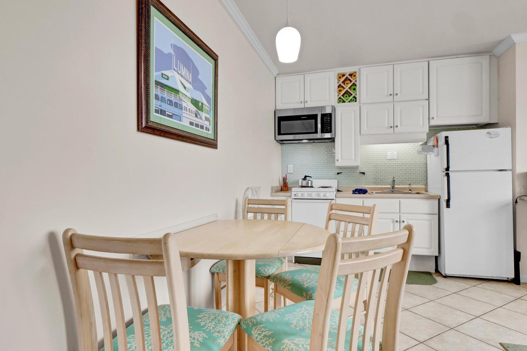 Sandpeddler Inn And Suites Wrightsville Beach Bagian luar foto