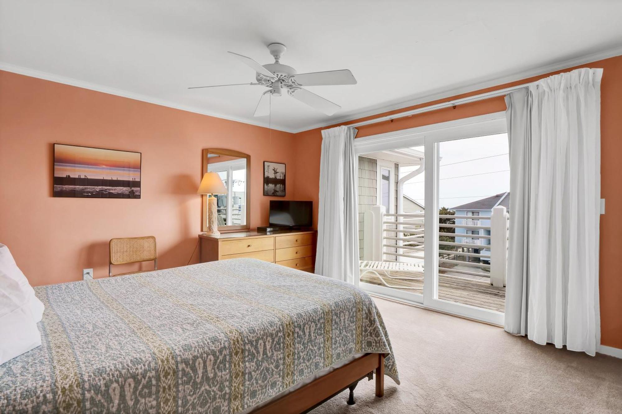 Sandpeddler Inn And Suites Wrightsville Beach Bagian luar foto