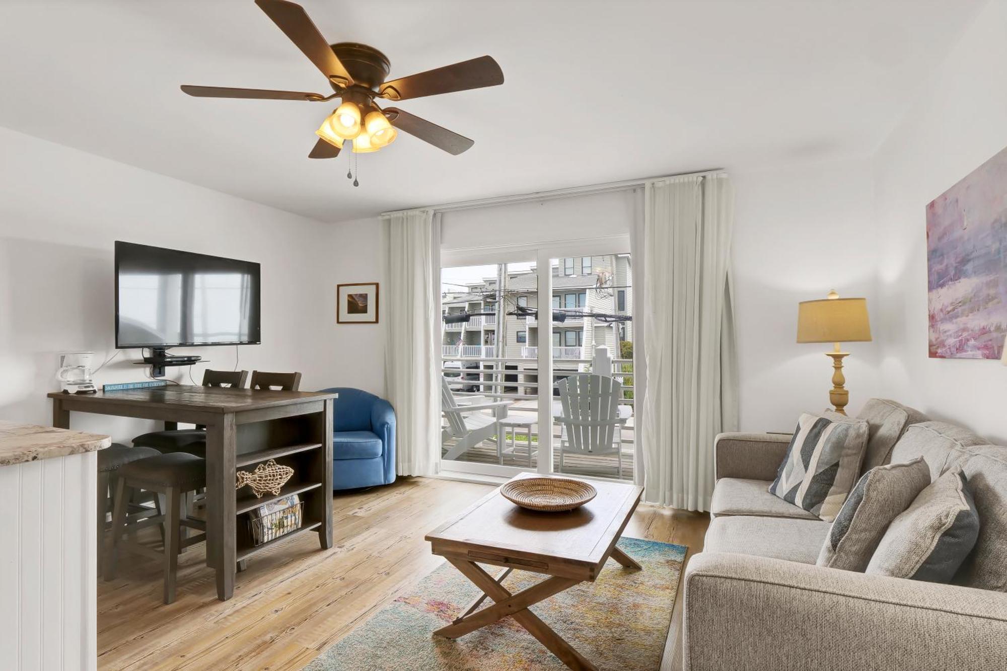Sandpeddler Inn And Suites Wrightsville Beach Bagian luar foto